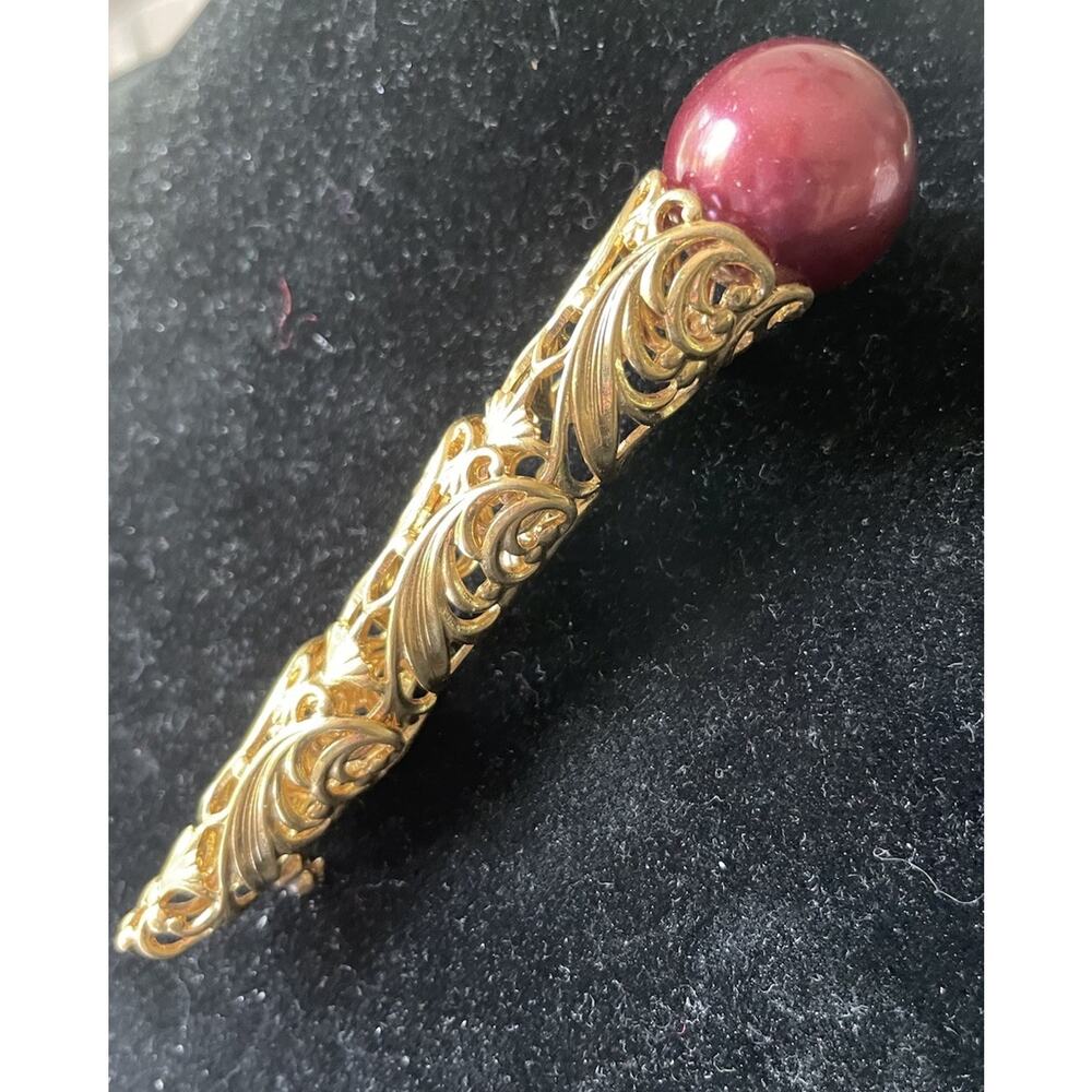 Vintage Ornate Gold-tone Hilt Large Cranberry Bead Kilt Pin Art Deco Brooch
